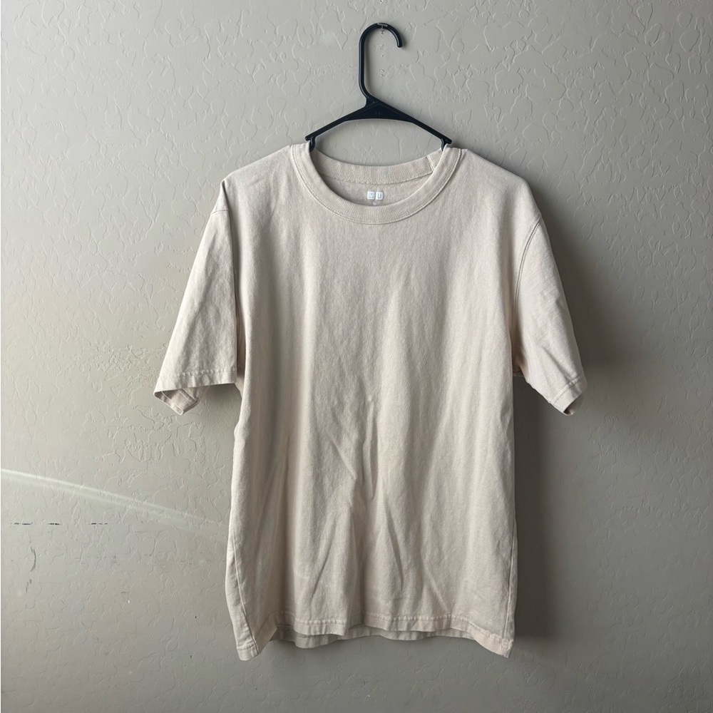 Uniqlo Classic Plain Cream Tee
